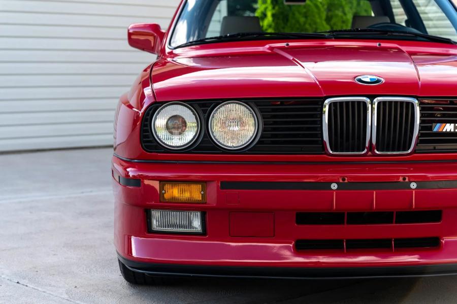Детали экстерьера BMW M3 Coupe (E30) 1988 года  (NA) (фото 12 из 231)